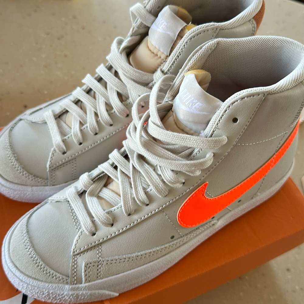 Nike blazer mid 77